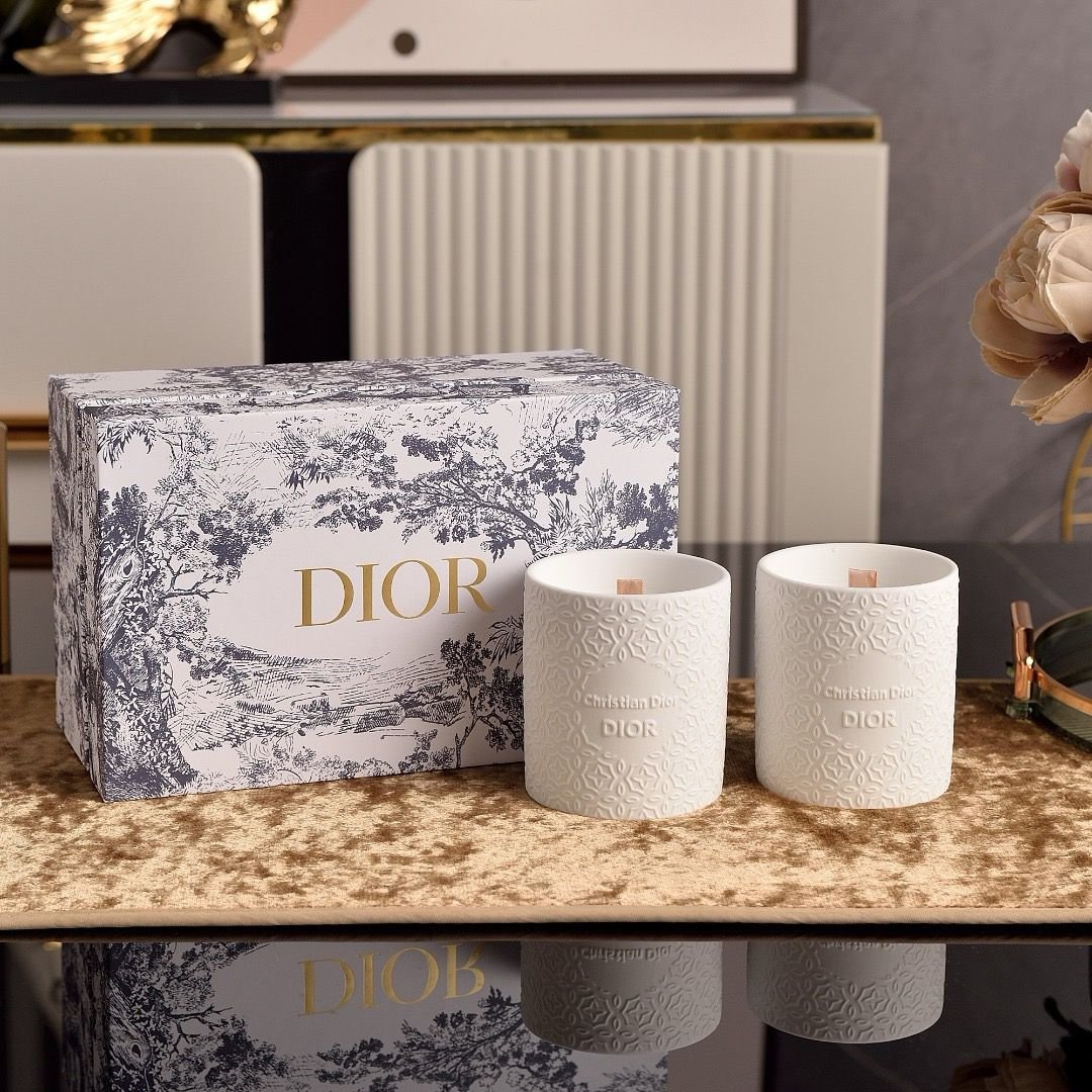 Dior candle set of two white candles - Image 2 of 2